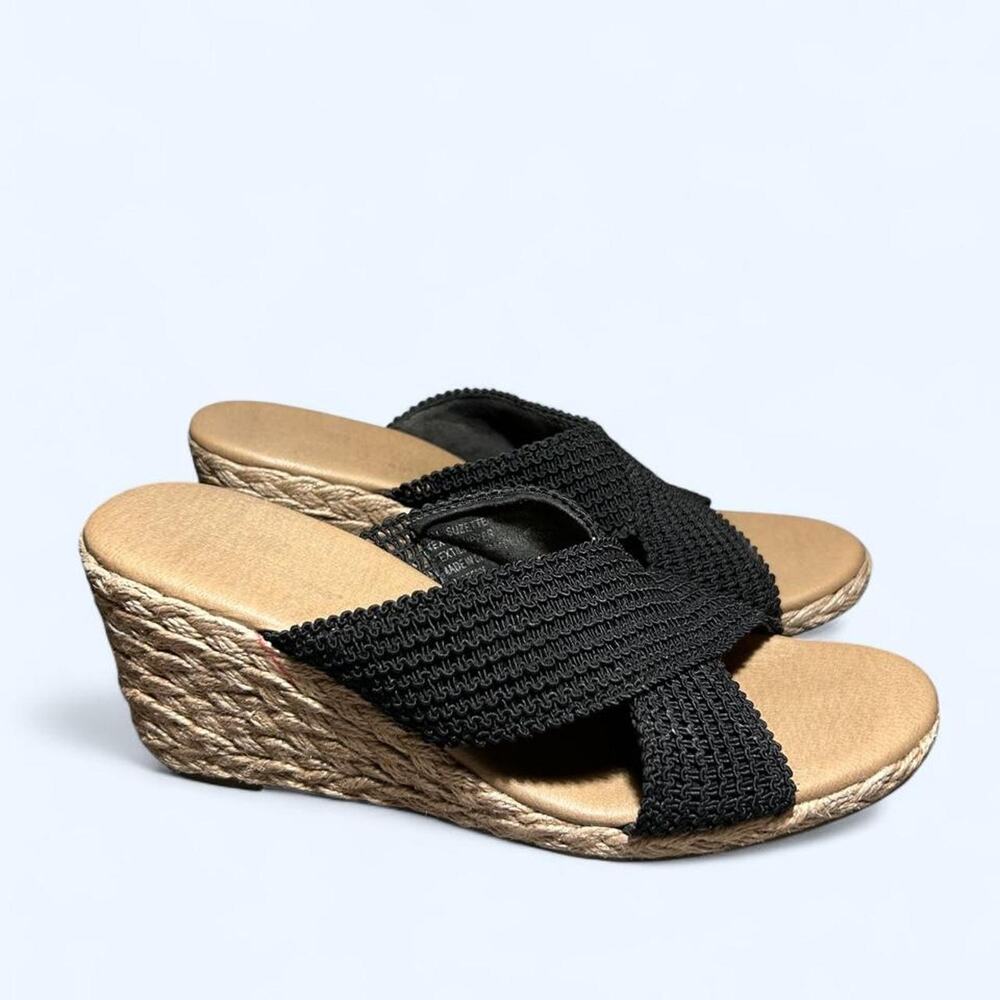 Tommy bahama black woven wedge